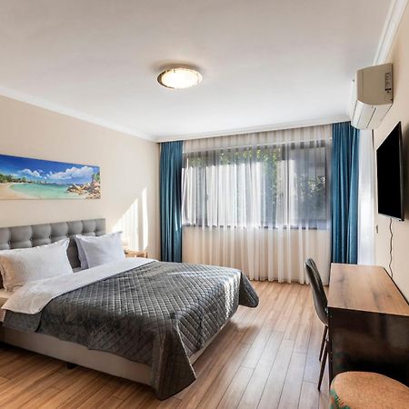 Bissera Premium Apartments Sofia Bagian luar foto