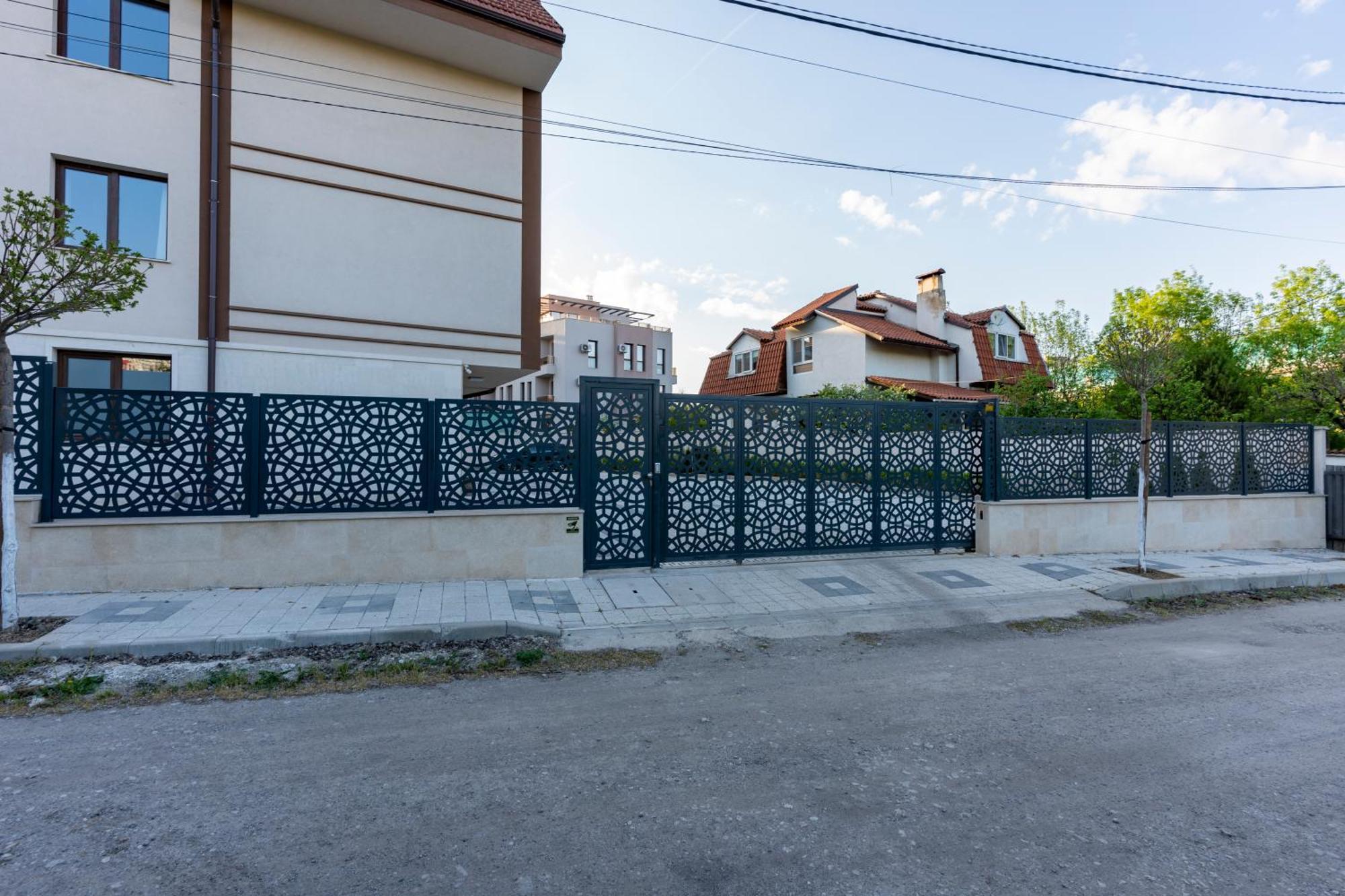 Bissera Premium Apartments Sofia Bagian luar foto
