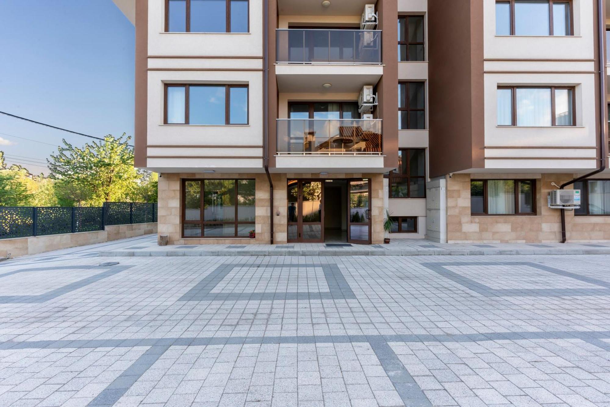Bissera Premium Apartments Sofia Bagian luar foto